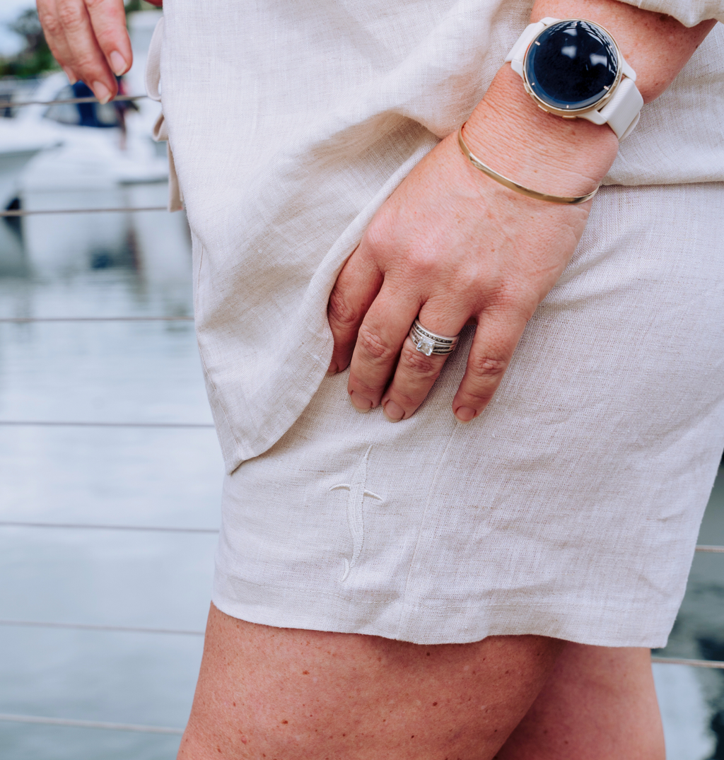 Undertow Linen Shorts - Ladies